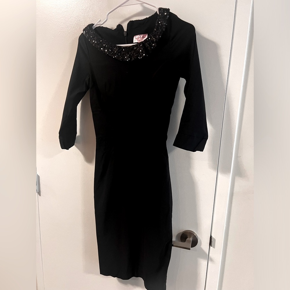 The pretty dress company